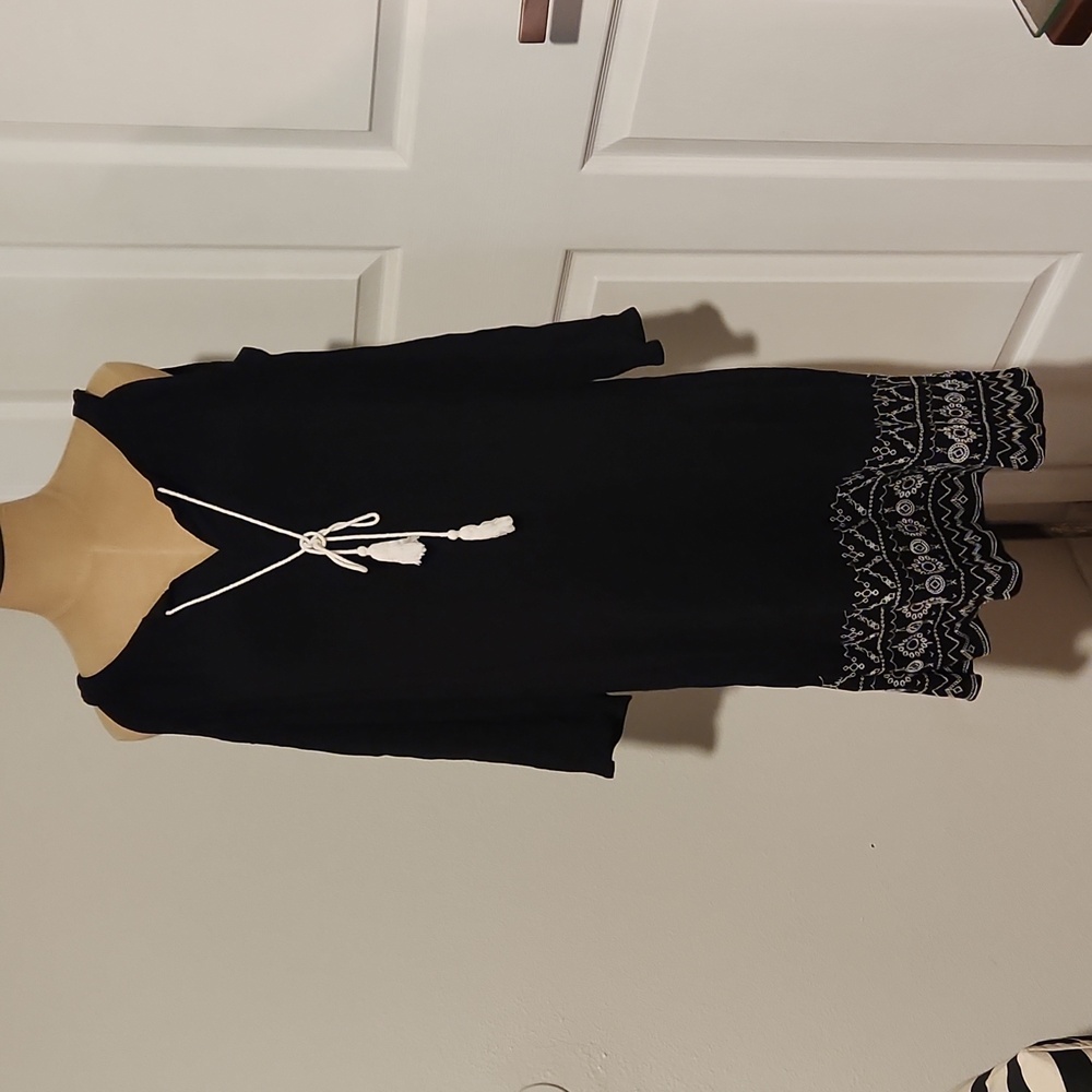 Knox Rose Black Dress with White Accents